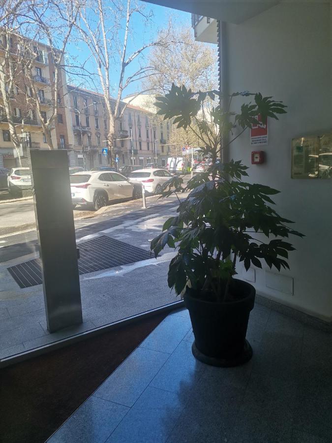B&B Portello Milan Exterior photo
