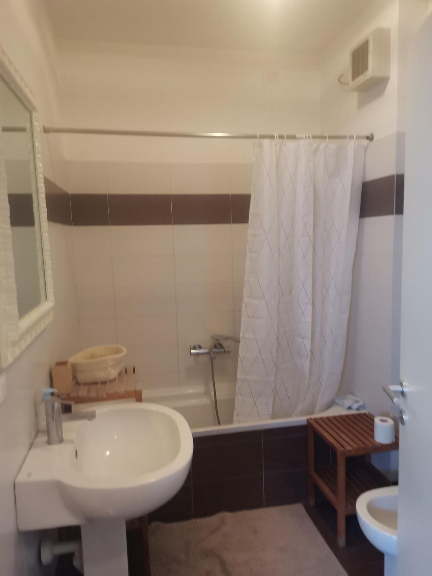B&B Portello Milan Exterior photo